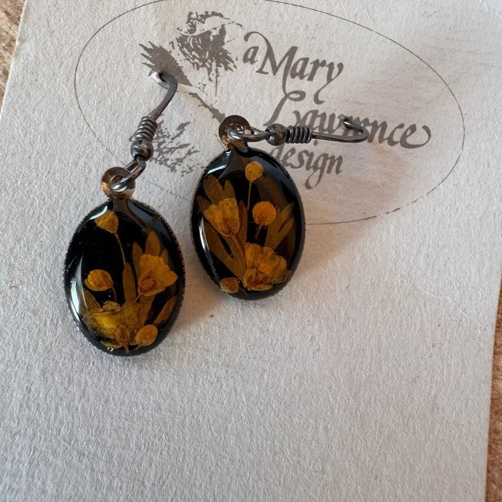 Dried English Country Flower Dangle Earrings Mary Lawrence Design Cottagecore